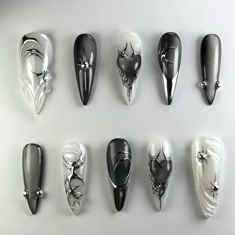 Black Stiletto - Image 2