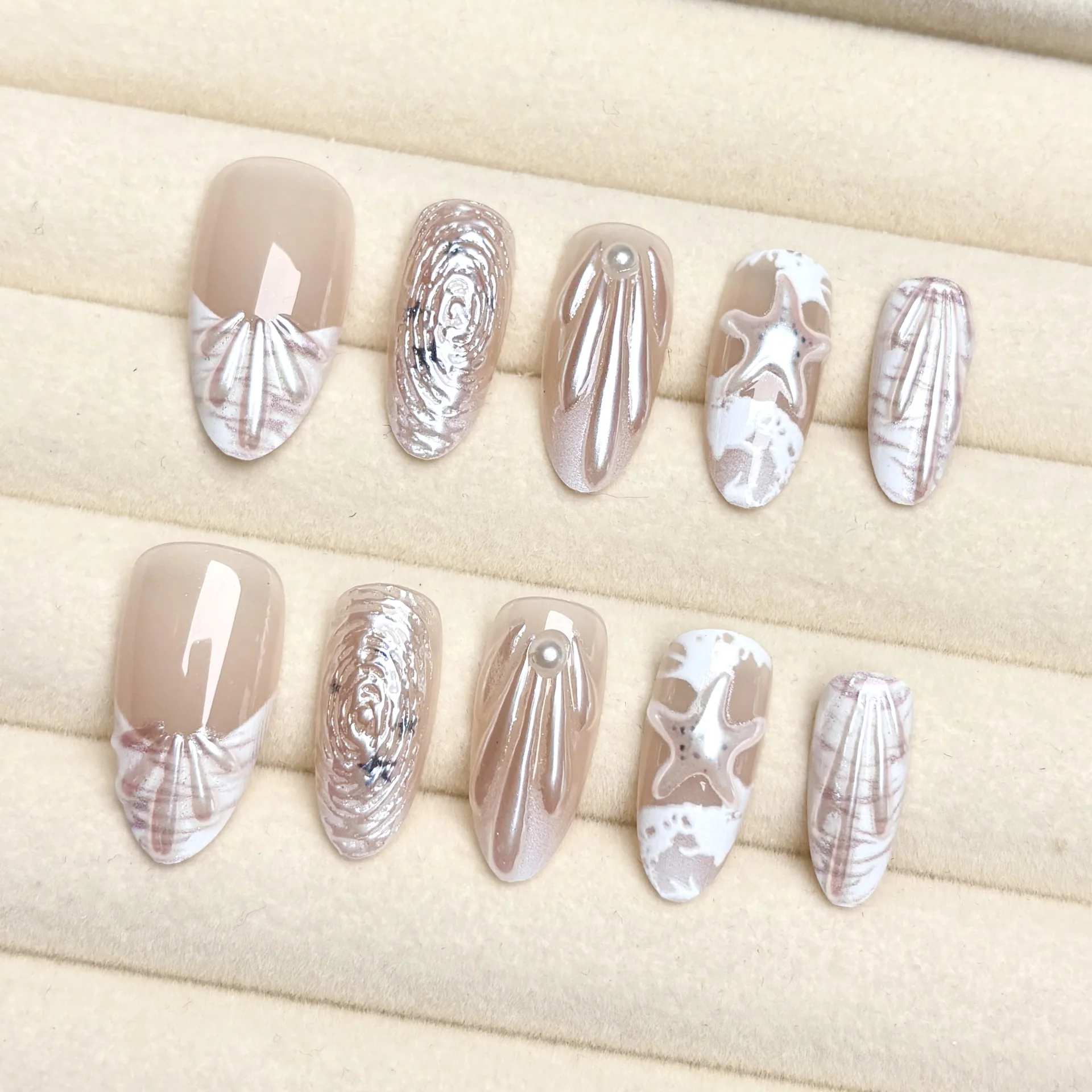 White Seashell - Image 3